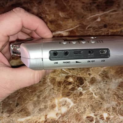 Zoom H4 Handy Recorder 2010s - Gray image 5