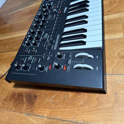 Moog Messenger 32-Key Monophonic Synthesizer 2025 - Present - Black image 2