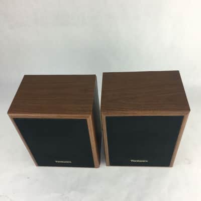 Vintage Technics SB-S16 Bookshelf Wall Speakers - Wood Grain | Reverb
