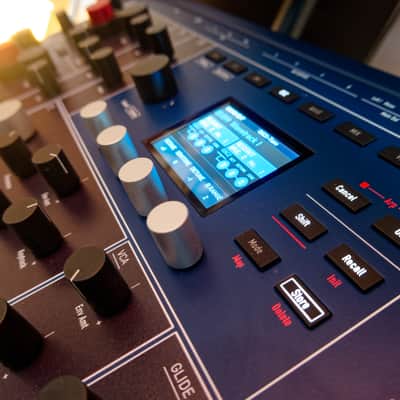 Waldorf M Wavetable Synthesizer, 8 Voices, First Owner, Complete with Box image 4