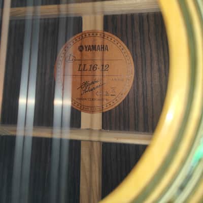 Yamaha LL16-12 Jumbo Acoustic Guitar Natural image 9