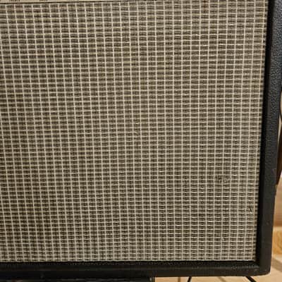 Fender Deluxe Reverb 2-Channel 22-Watt 1x12" Guitar Combo 1978-1979 - Silverface image 6
