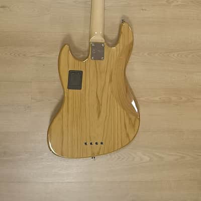 Marcus Miller V7 Vintage Swamp Ash 4 NT - Natural image 2