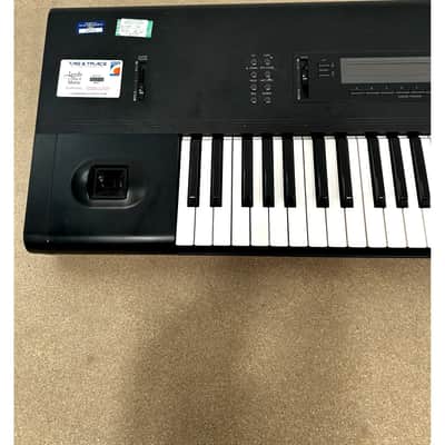 Korg M1 - Synthesizers - Good w/ Hard Case image 3