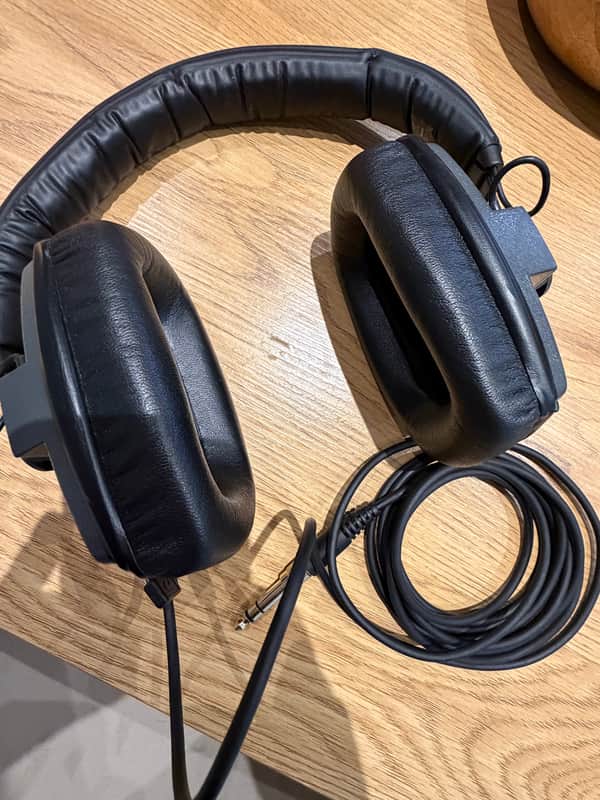 Beyerdynamic DT 150 image 1