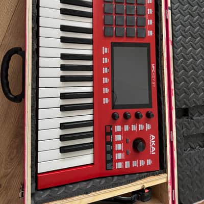 Akai MPC Key 37 Standalone Workstation Synthesizer 2024 - Present - Red image 2