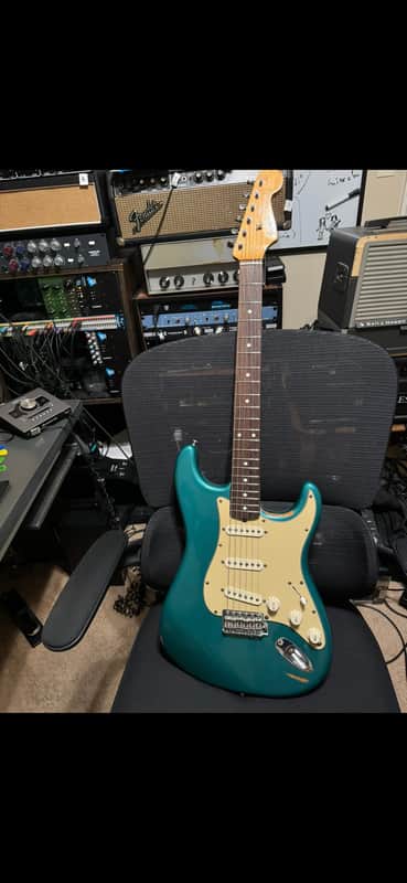 Fender American Vintage '62 Stratocaster | Reverb