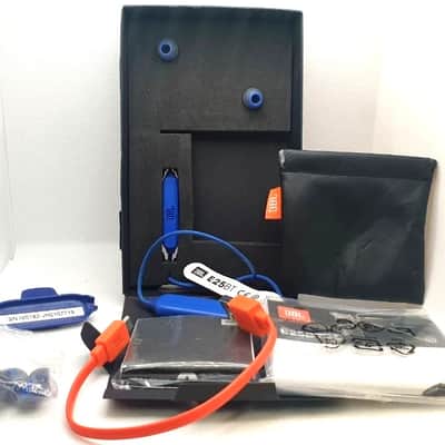 JBL E25BT Bluetooth Headphones - As New In Original Box image 5