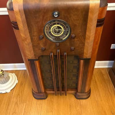 Sparton 867 Vintage Radio with Bluetooth Conversion image 2