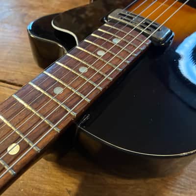 Hofner Club 50 1960s - Sunburst image 12