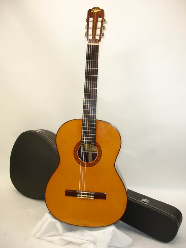 Vintage Aria A555 Classical Nylon-String Acoustic Guitar w/ Case image 1
