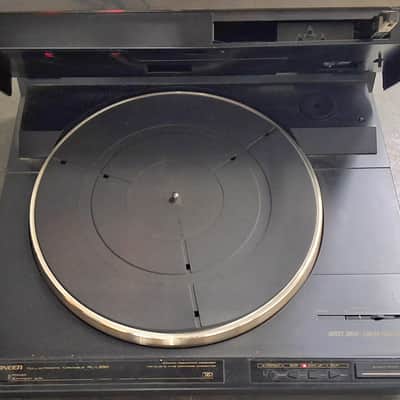 Pioneer PL-L550 1976-78 - Black image 1
