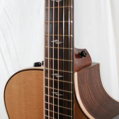 Taylor 814CE 800 Series Grand Auditorium A/E Guitar (Natural) image 8