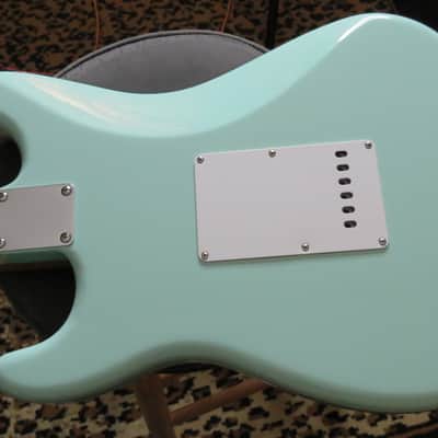 Surf Green Fender Vintera '60s Stratocaster (2020) w Pau Ferro Fretboard 2019 - 2023 image 3