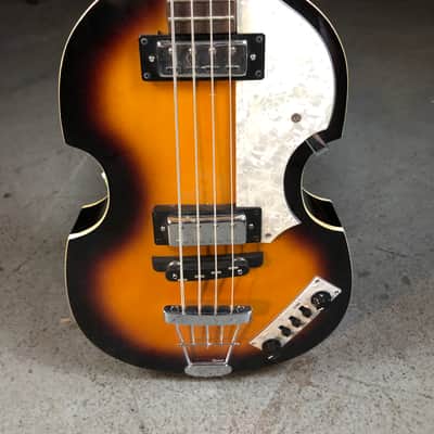 Wilco Loft Sale - Hofner B-Bass Icon Series Sunburst Electric Bass Owned by Jeff Tweedy image 2