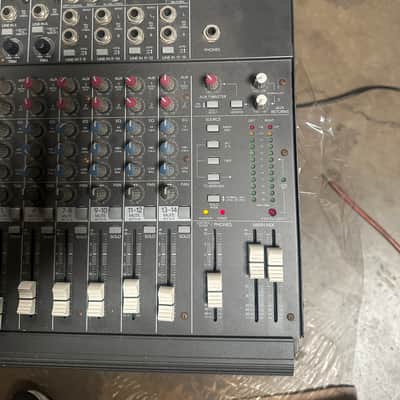 Mackie 1402- VLZ console mixer image 2