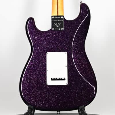 Fender Custom Shop Limited Edition Custom Deluxe Stratocaster NOS- Magenta Sparkle 2025 (CZ589381) image 3