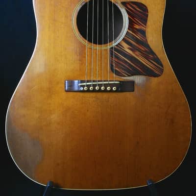Gibson J-35 1941? Natural image 1