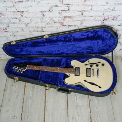 Fret King - FKV36CTSB Elise Custom Semi-Hollow Electric Guitar - Vintage White - w/HSC -x1520 - USED image 10