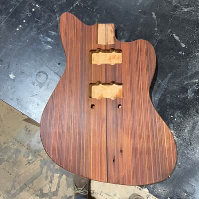 Sand hill customs  - Iowa farm house textured redwood & mahogany - Jazzmaster style barncaster  2024 - Oil finish and poly image 2