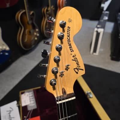 Fender American Special Stratocaster HSS with Rosewood Fretboard 2016 - 3-Color Sunburst image 8
