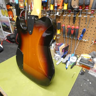 G&L ASAT Signature Bass 1992 - Sunburst - USA image 8