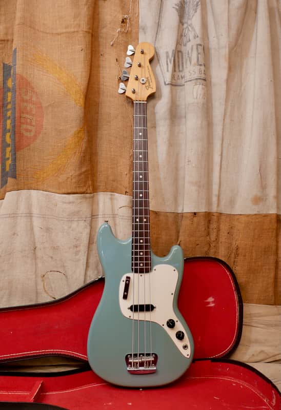 Fender Musicmaster Bass 1975 - Blue image 1
