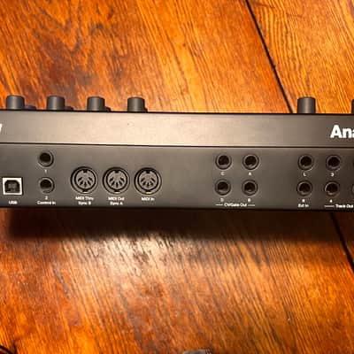 Elektron Analog Four MKII 4-Voice Tabletop Analog Synthesizer 2020 - Present - Black image 5