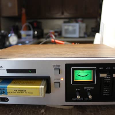 Restored Panasonic  RS-805US 8 track player (9) image 5