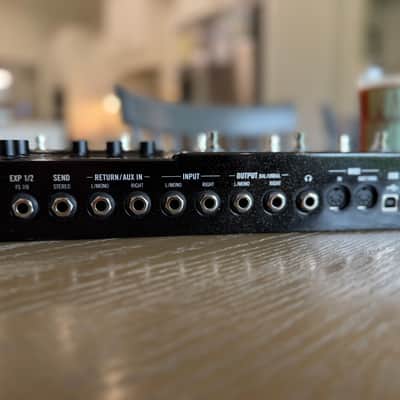Line 6 HX Stomp XL Multi-Effects Processor w/custom neHXus pedalboard image 3