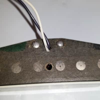 FENDER STRATOCASTER PICKUP early1980s Grey Bottom, meter read 5.93 image 6