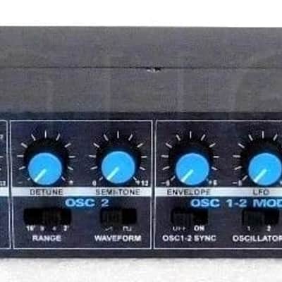 Novation Bass Station Analog Synthesizer Rack + Fast Neuwertig + Garantie