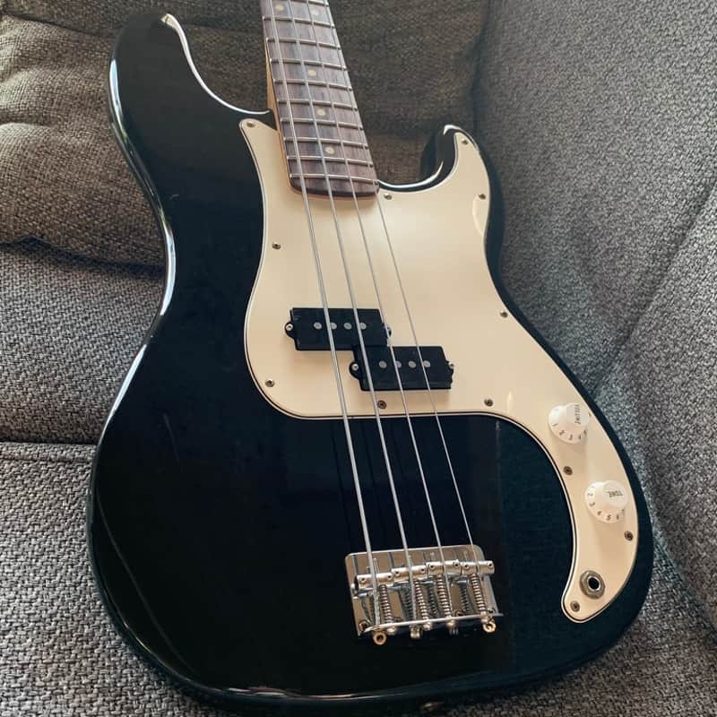 Fender Standard Precision Bass with Rosewood Fretboard
