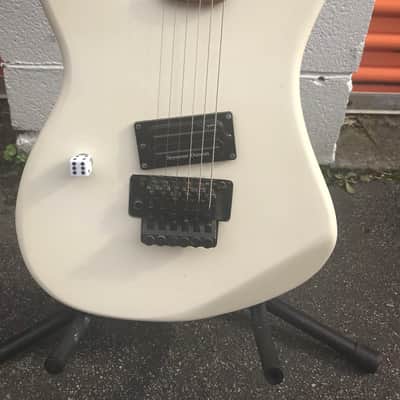 left handed  kramer striker S 100 image 1