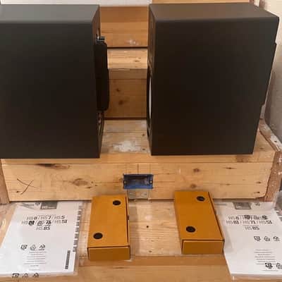 Yamaha HS8 Powered Studio Monitor (Pair) - Mint Condition image 6