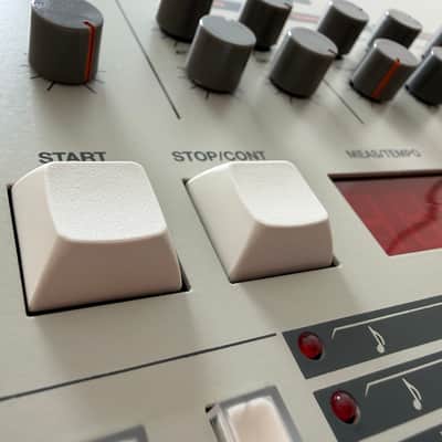 Dinsync RE-909 with extras image 5
