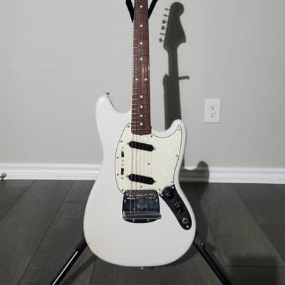 Vintage Fender Mustang 1965 - Olympic White Over Daphne Blue image 1