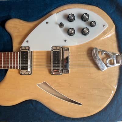 Rickenbacker 360/12 1990 - 2011 - Mapleglo image 5