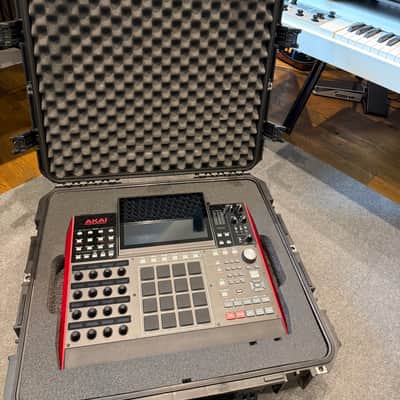 Akai MPC X Standalone Sampler / Sequencer image 2