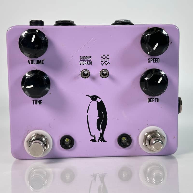 JHS The Emperor V1 Analog Chorus & Vibrato Pedal imagen 1