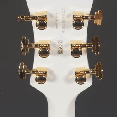 Gretsch Professional Collection Falcon Hollow Body with String-Thru Bigsby and Gold Hardware, Ebony Fingerboard, White w/ HSC image 7