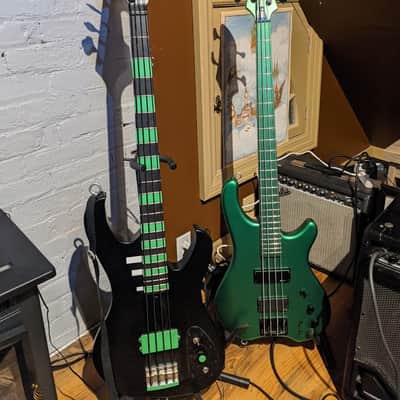 Washburn M-10 2008 Flat Black / Vinnland Green image 5