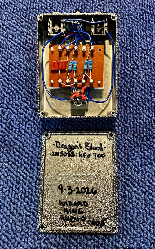 Wizard King Audio Dragon’s Blood Gated Fuzz