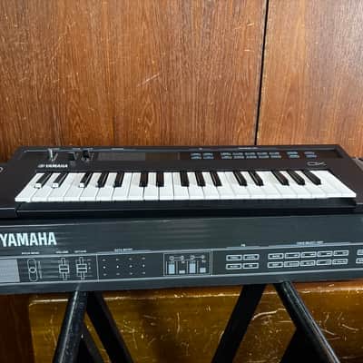 Yamaha Reface DX FM Synthesizer w/ box image 4