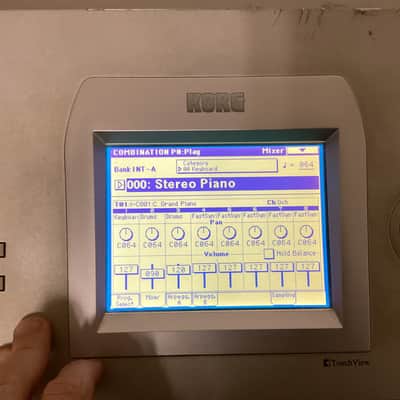 Korg Triton Studio 88-Key 120-Voice Polyphonic Workstation 2002 - 2005 - Silver image 5