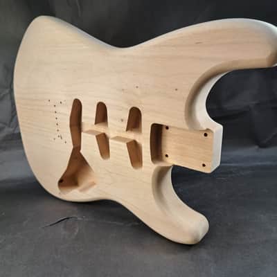 Unfinished Alder SSS Hardtail guitar body - fits Fender Strat Stratocaster necks J2476 image 7