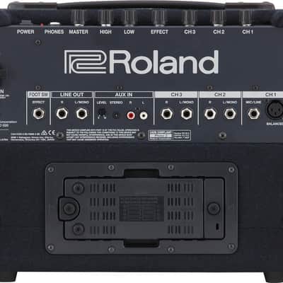 Roland KC220 Battery-Powered Stereo Mixing Keyboard Amplifier image 3