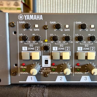Yamaha MV800 Live Sound Mixer - 8-Channel Analog 2U Rack Mount image 2