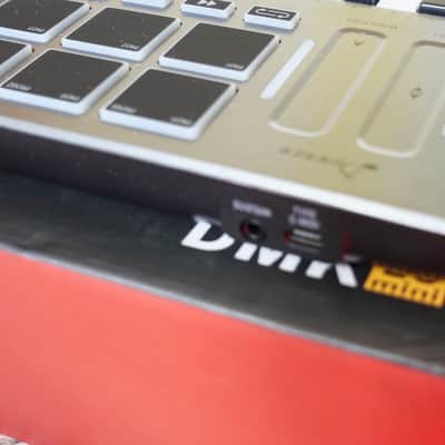 Donner USB MIDI Keyboard Controller with Touch Bar image 5