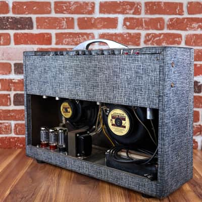 Supro Model 6498 VR Vibra-Verb 1965 image 8
